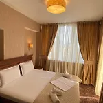 로자파 호텔 4*