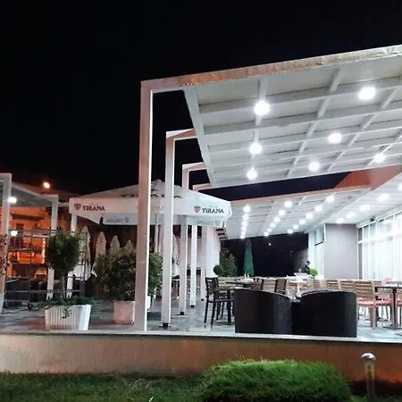 מלון Rozafa