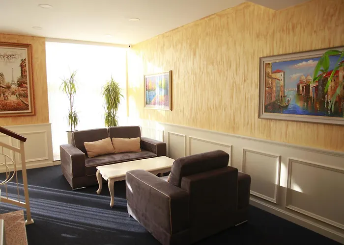 Rozafa 酒店 Shkodër