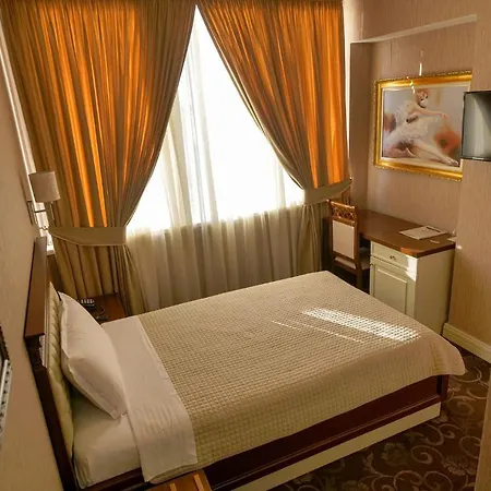 Rozafa 4* Shkodër