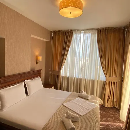 Rozafa Hotel 4*