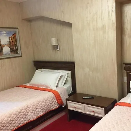 Hotel Rozafa 4*