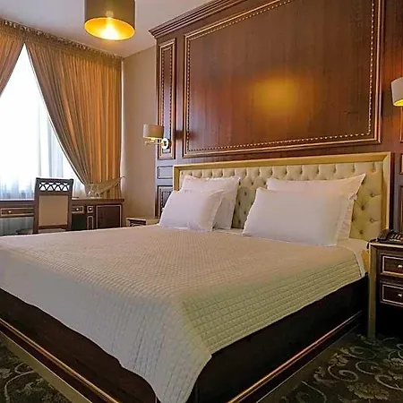 Rozafa Hotel 4*