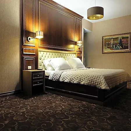 Rozafa Hotel 4*