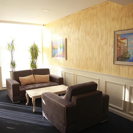 Rozafa Otel Shkodër