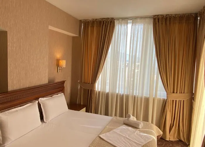 Rozafa Hotel 4*